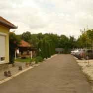Zárt parkoló
